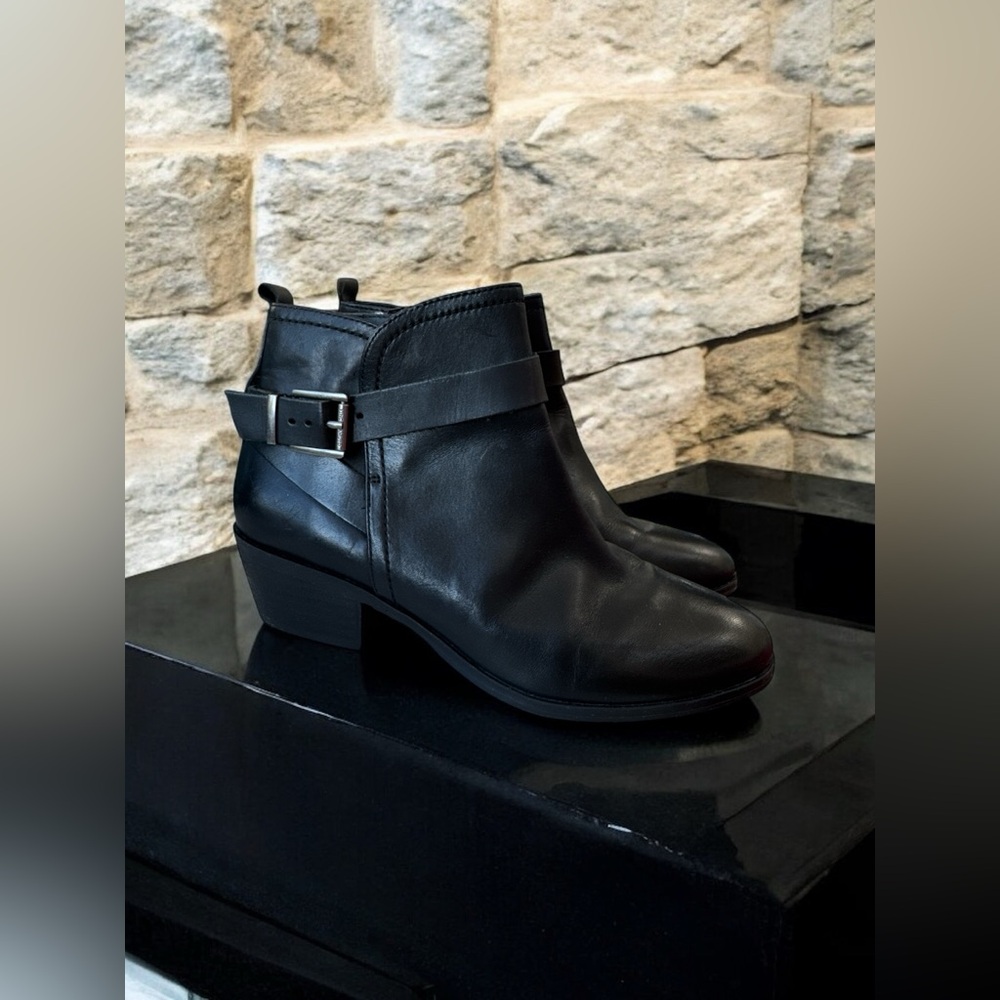 Vince Camuto Black Leather Boots Booties Ankle Boots Coachella Fashion Deal Sale